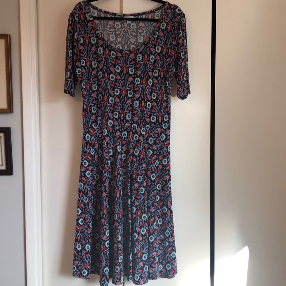 4/$25 sale! Blue floral Lularoe Nicole dress